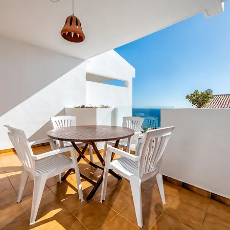 Albatros By Malibu Aparthotel *