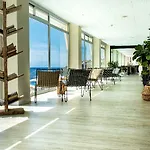 Albatros By Malibu Aparthotel *